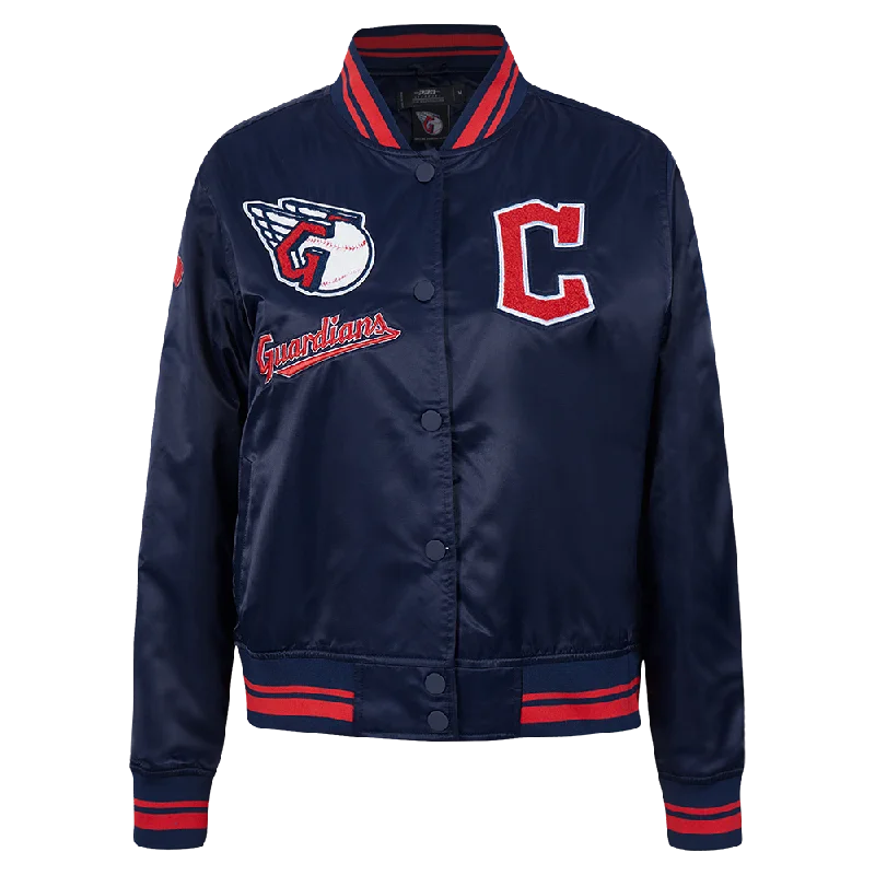 CHAMARRA DE SATÉN MLB CLEVELAND GUARDIANS RETRO CLASSICS PARA MUJER