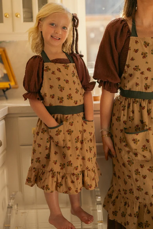 Mini Ivy Apron in Roselyn Tan Floral Cotton - FINAL SALE